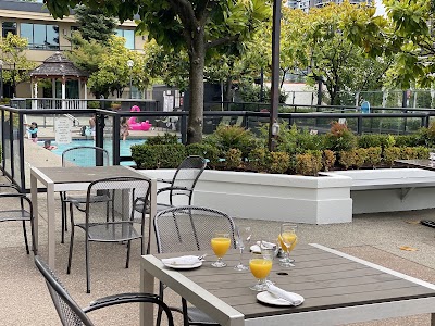 Acqua Restaurant, Patio and Bar