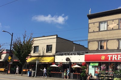 Locus Restaurant & Lounge