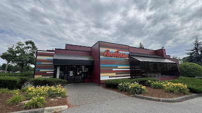 Red Robin Gourmet Burgers and Brews