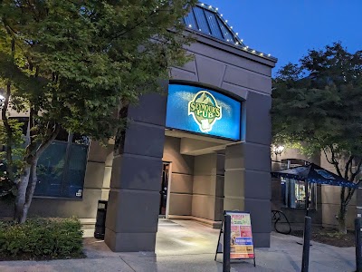Seymour's Pub & Grill