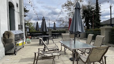 The Notorious Grey Fox Taps & Patio